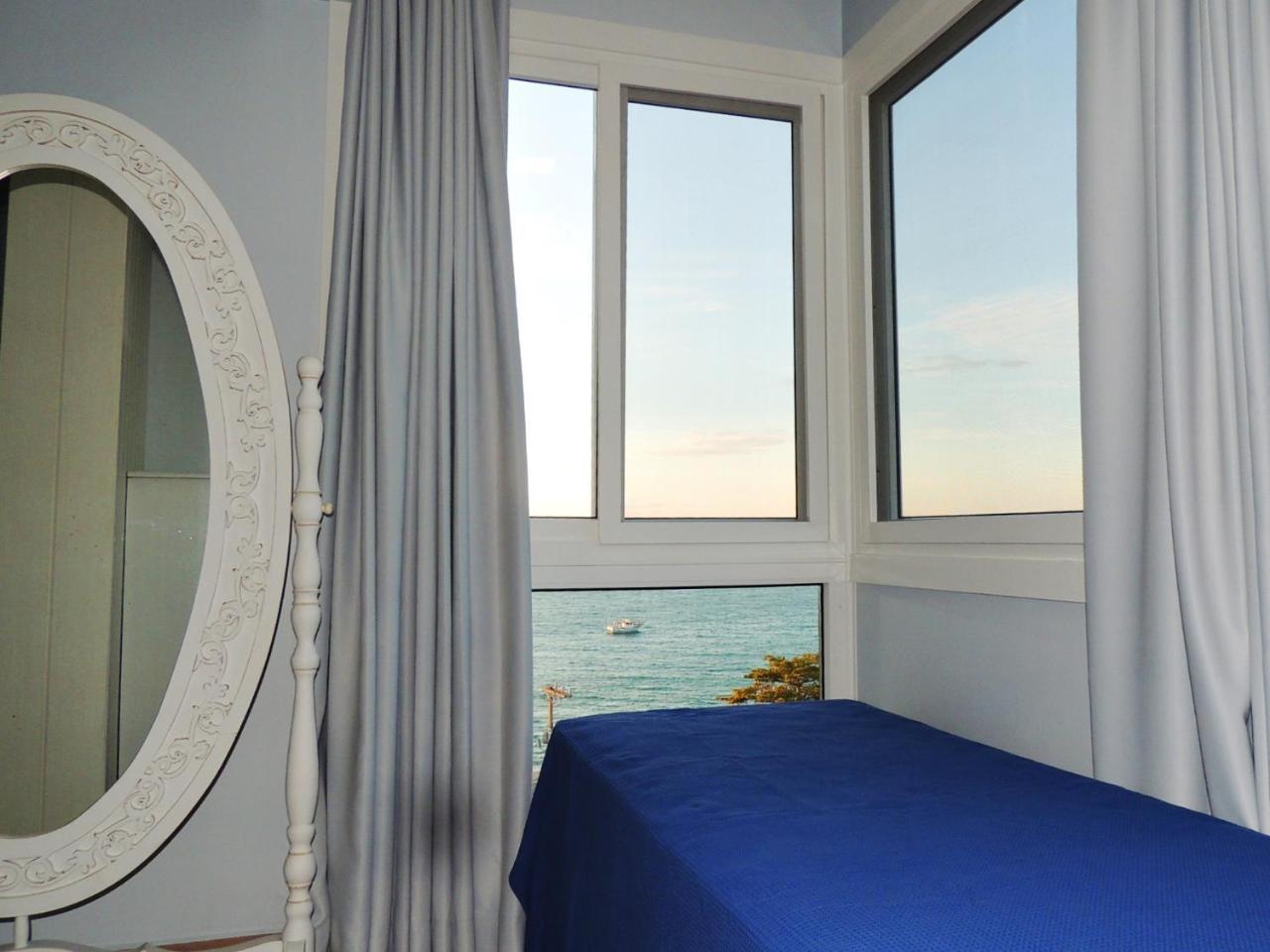 1080 - Apartamento Com Vista Para O Mar Em 봄비나스 외부 사진